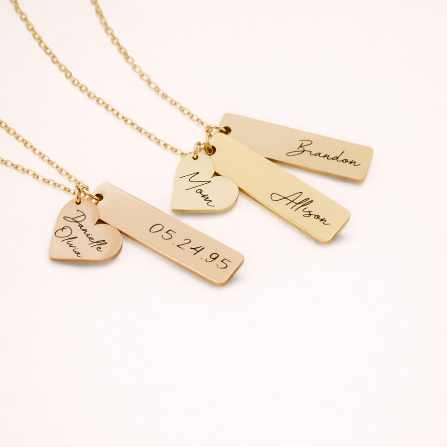 Gold necklace with engraved nameplates 