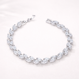 Silver bracelet with clear gemstones 