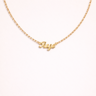 Gold necklace with 'Ally' pendant 