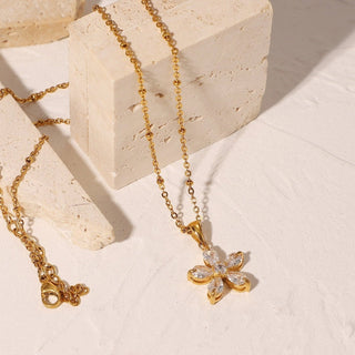 Fleur Necklace - SMODDO