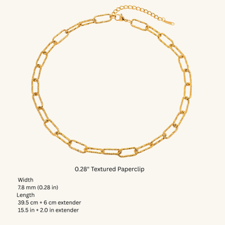 Gold chain necklace with text detailing its dimensions on a white background